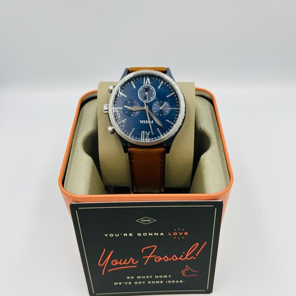 Selling brand new Fossil watches with boxes and prices Tags never used - Picture 4 of 4